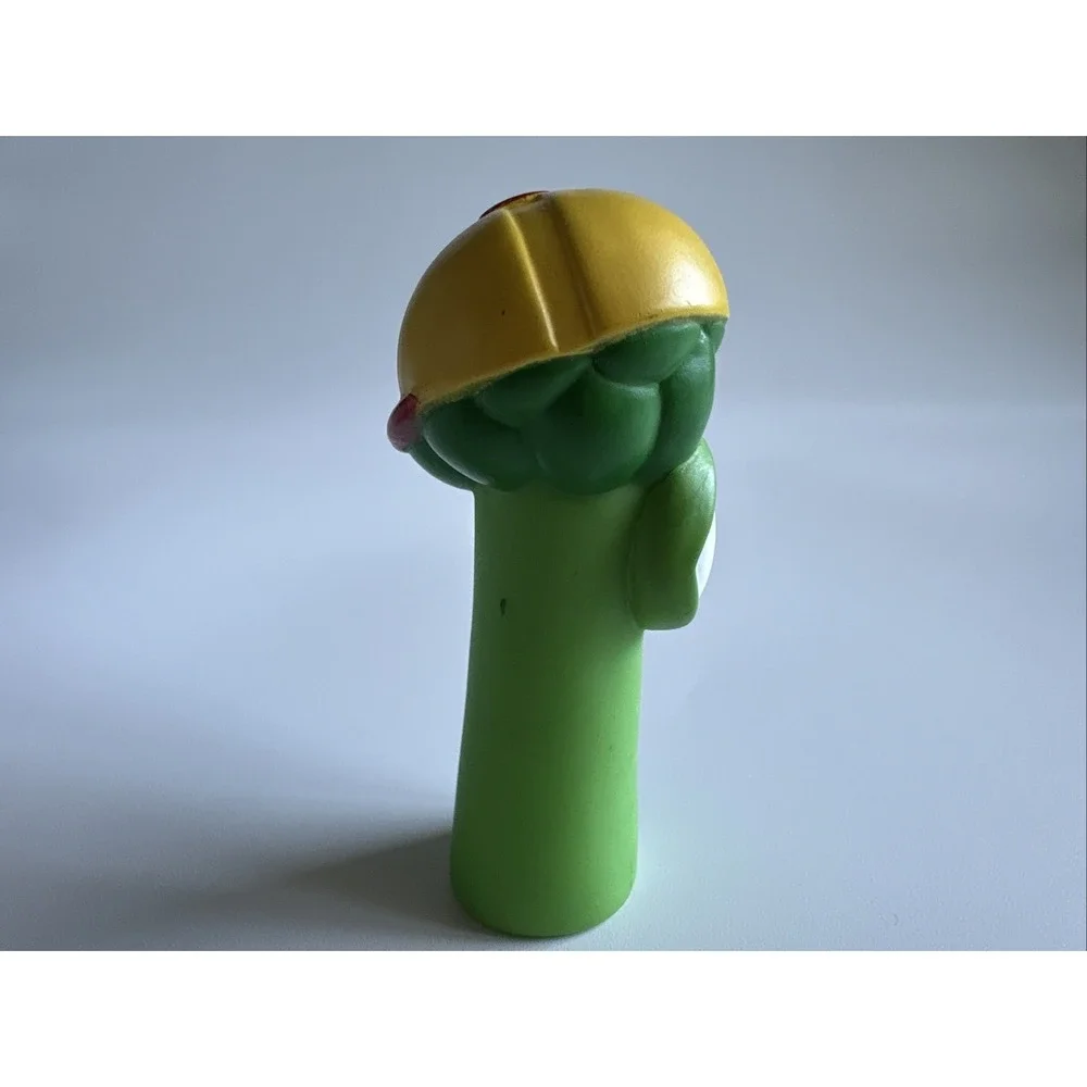 Veggie Tales Junior Asparagus 3" Big Idea 2000 Plastic PVC Figure - Picture 4 of 6